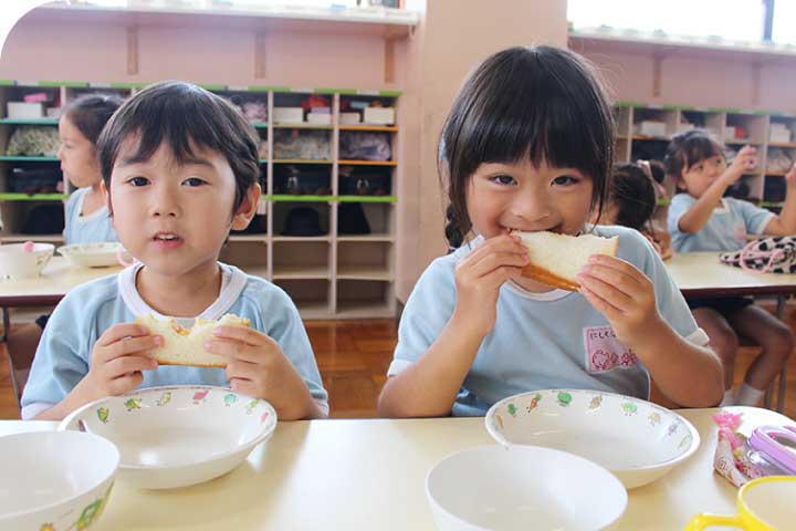 お給食