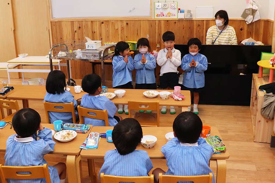 給食