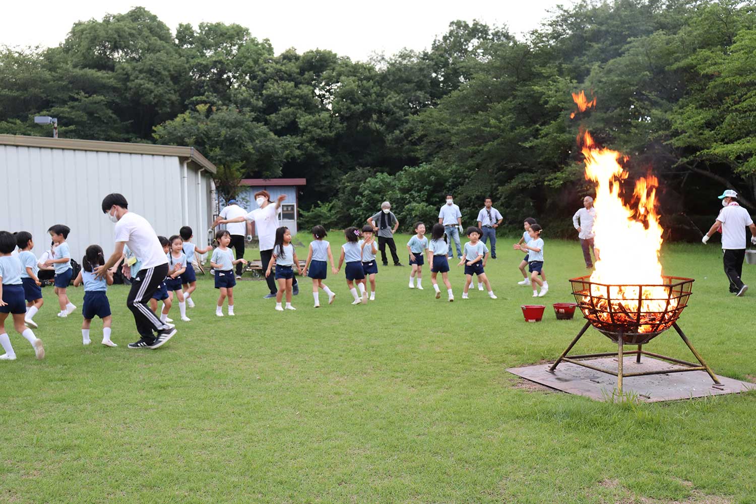 お泊まり会（年長組）