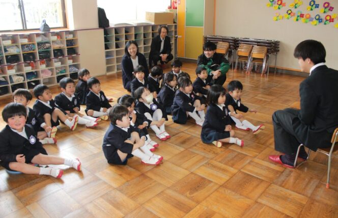神戸高校読み聞かせ会📖 (すずか幼稚園)