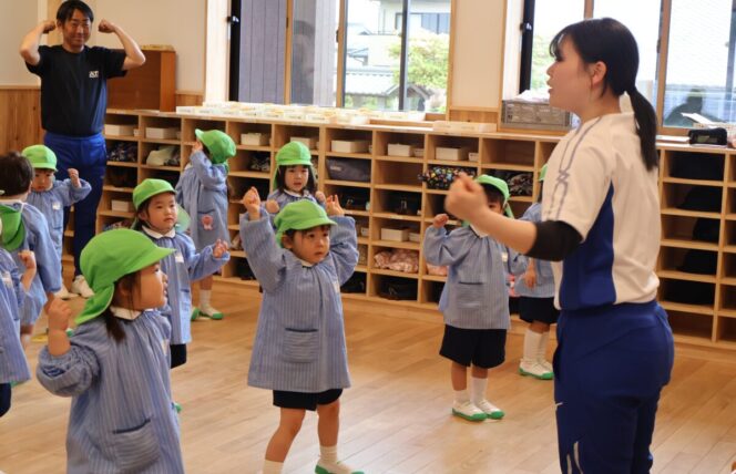 英語とスポーツ (第２すずかきしおか幼稚園)