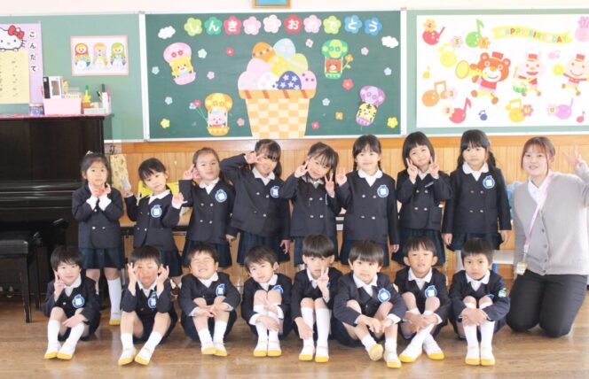 進級式✨ (すずか幼稚園)