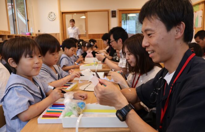 父の日参観 (第２すずかきしおか幼稚園)