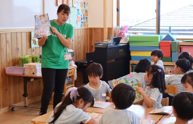みんなで読んでみよう♪ (第２すずかきしおか幼稚園)