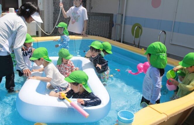 プール日和🌞 (すずか幼稚園)